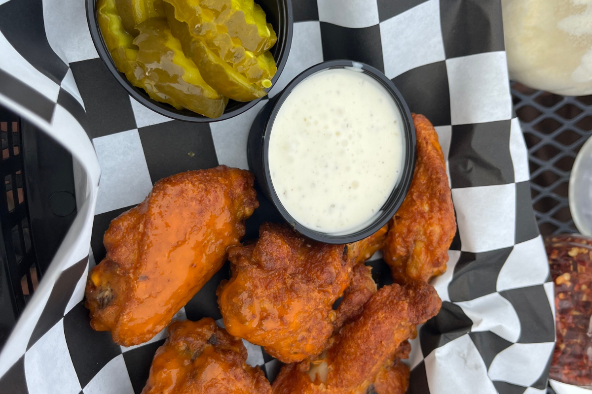 Savor the Flavors at Alley Pub & Pizza: Home of the Alley Cat and Great Pies