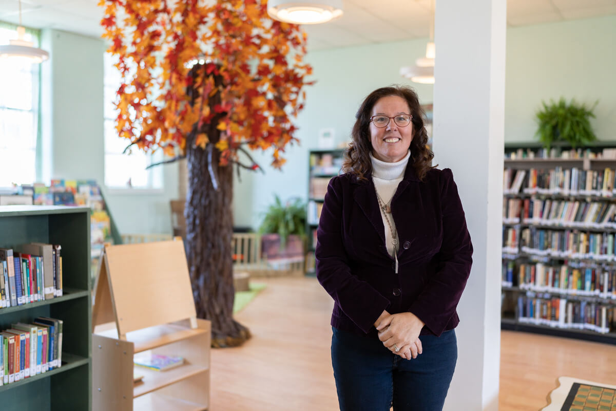 Petersburg Community Library Moves to a New Location.