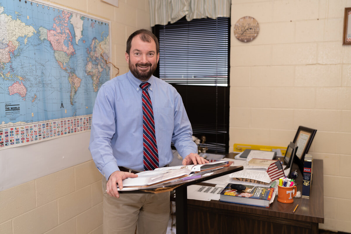 Thomas Hastings – Local Teacher Is a Fourth-Generation Educator