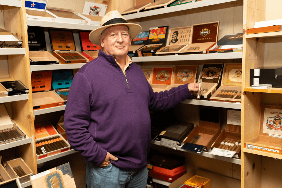 Bogart’s Cigar Lounge: The Canvas of Conversation