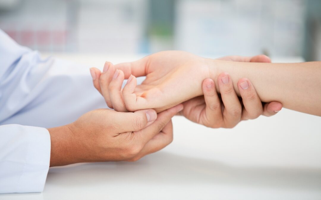 Elk River Chiropractic: Healing hands