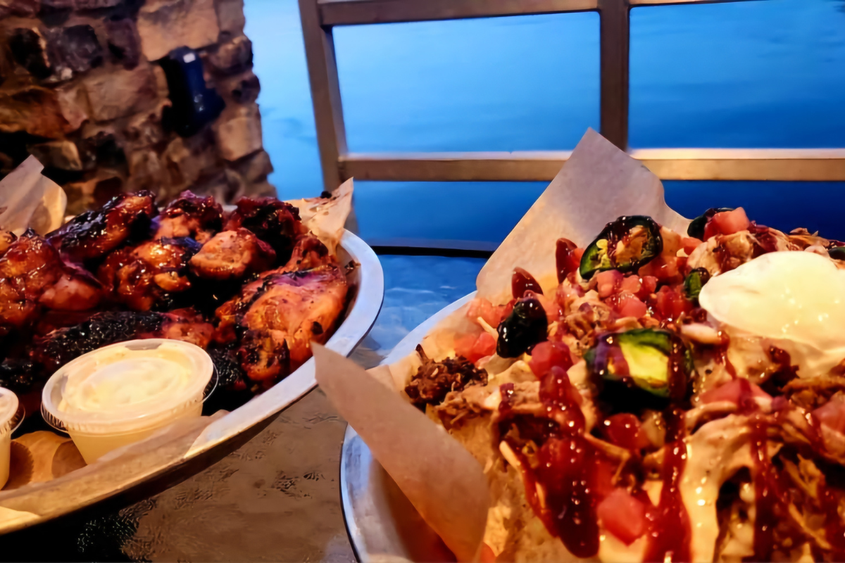 Drafts & Watercrafts: Eat Like You’re on Vacation While Being Minutes From Home