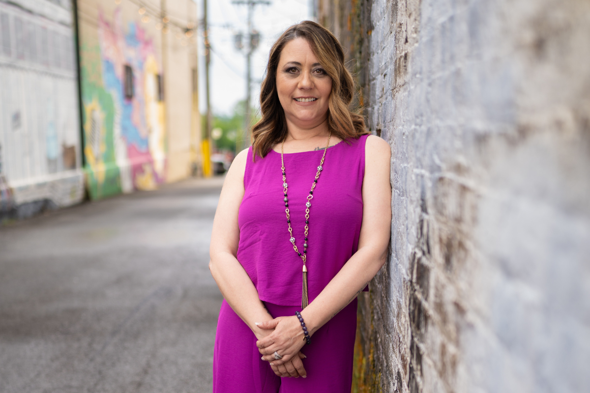 Angie Sanders : A Vision of Change