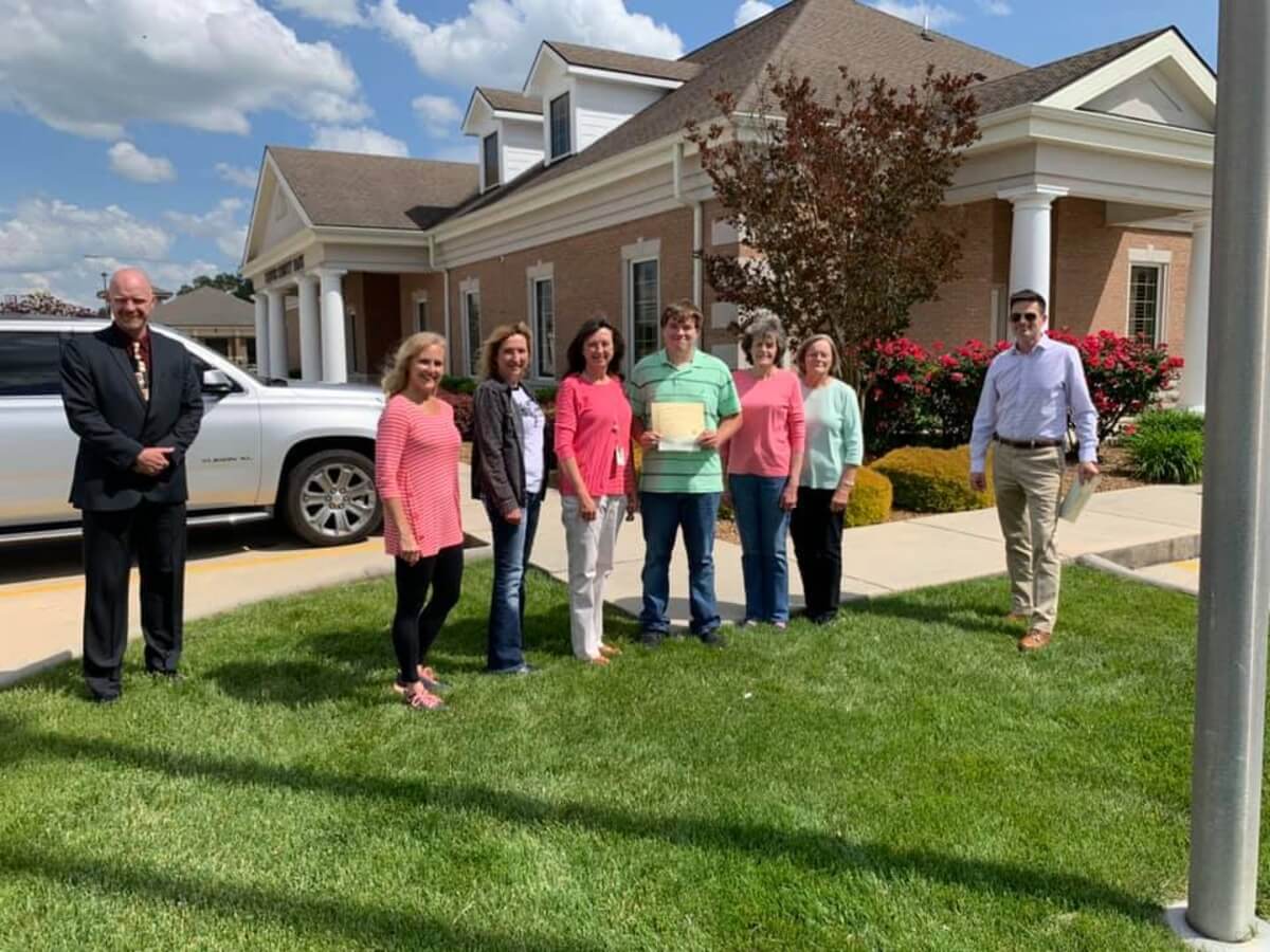 Sportsmen & Businessmen’s Charitable Organization Blesses Coffee County.