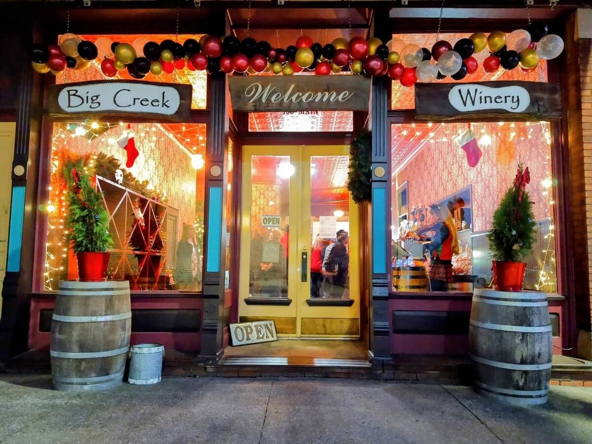 A Welcoming Vintage – Big Creek Winery’s Tasting Room Opens in Wartrace