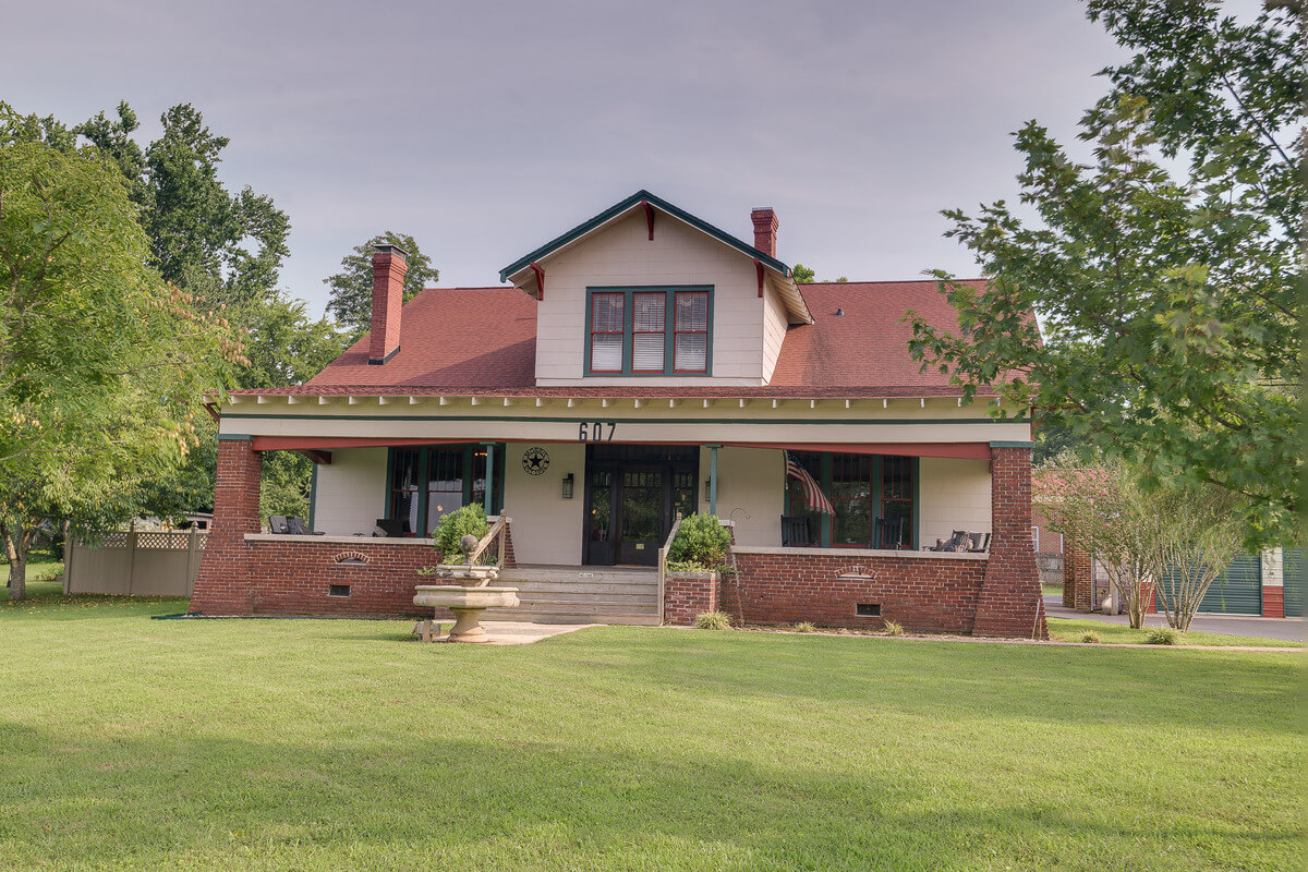 Rick and Sandi Morris Have Been Renovating Their 1911 Farmhouse for 14 Years.