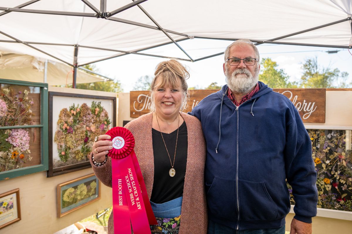 Webb School Art & Craft Show: Award-winning artisan features horsehair pottery
