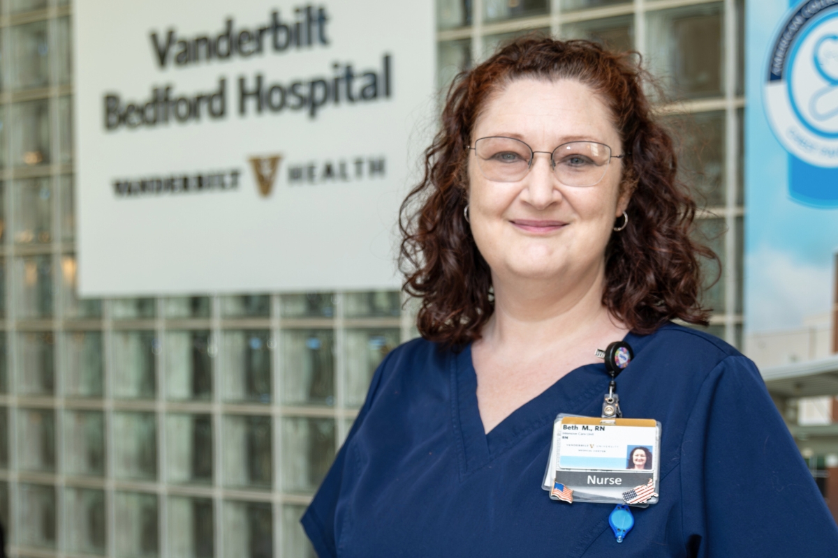 Beth Meerdink: ‘Tent-making’ here and abroad