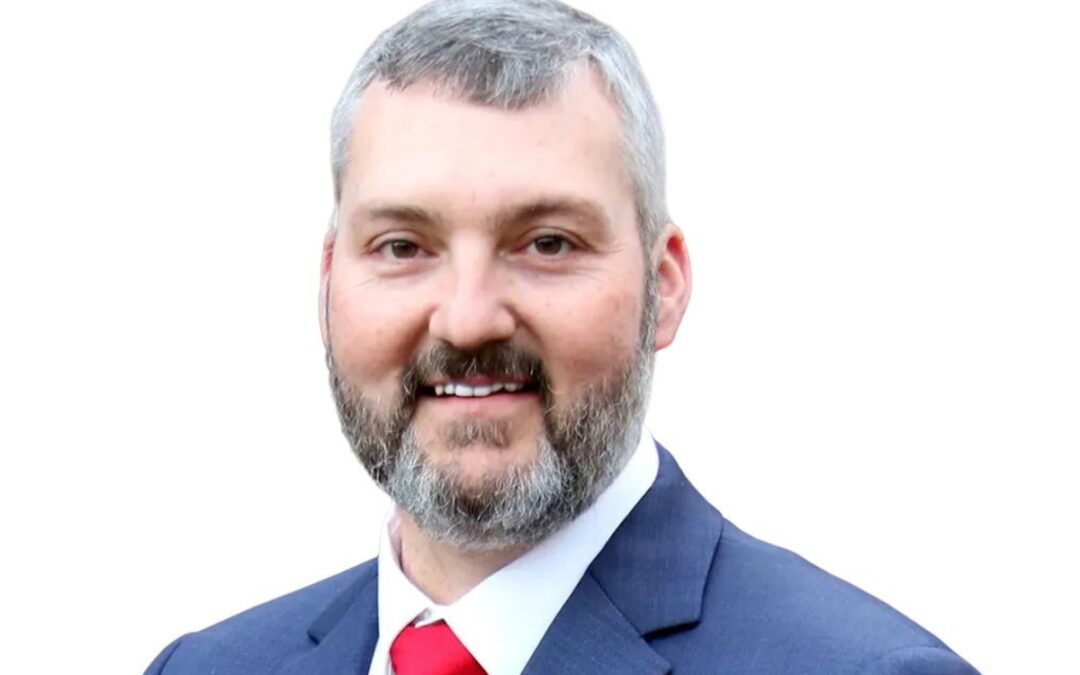 Nikia Elliott: Experience rooted in service