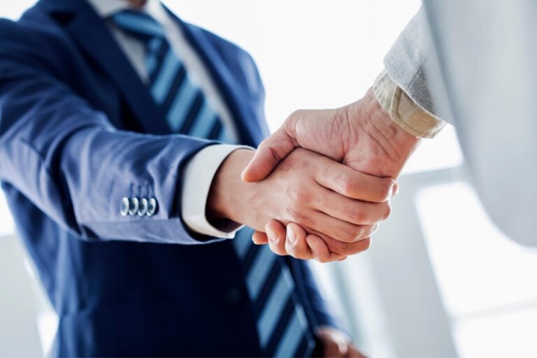 Health Markets: A neighbor who simplifies insurance